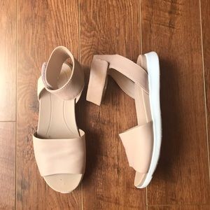 Nurture blush/nude molito sandals